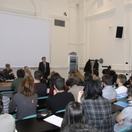 Al tavolo relatori, da sinistra: Andrea Comboni, Cesare Segre, Maurizio Giangiulio, foto AgF Bernardinatti, archivio Università di Trento
