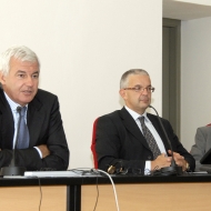 Da sinistra: Alessandro Profumo, Michele Andreaus, foto AgF Bernardinatti, archivio Università di Trento