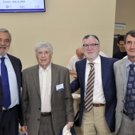 Da sinistra: Luigi Nicolais, Lev Pitaevskii, Massimo Inguscio, Sandro Stringari, foto Roberto Bernardinatti, archivio Università di Trento