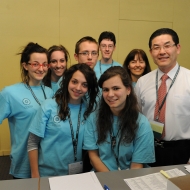 SAC2012 - studenti dell'Istituto Floriani con Sing Sung del comitato scientifico